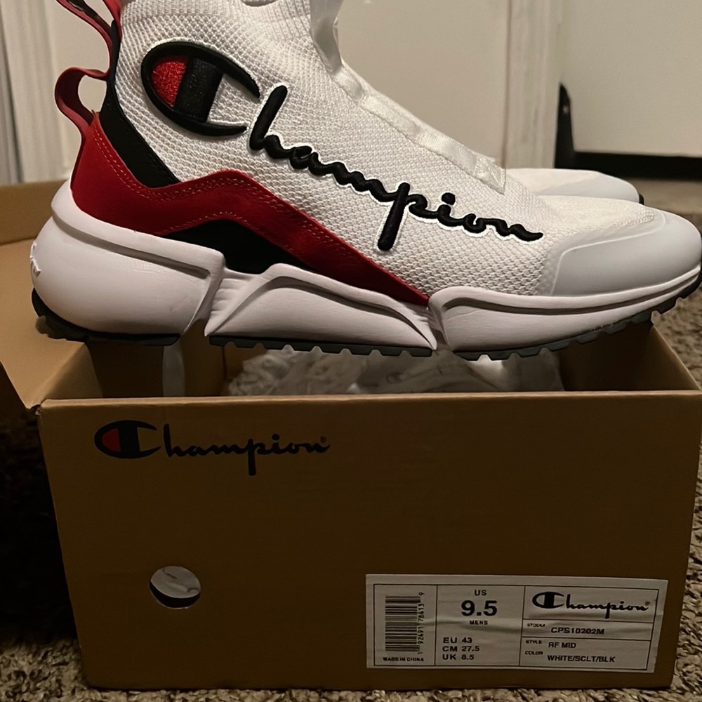 Like New Men’s Champion Shoes